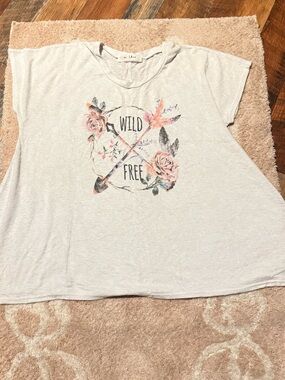 La Vie En Rose White  'Wild Free' Floral Graphic Tee